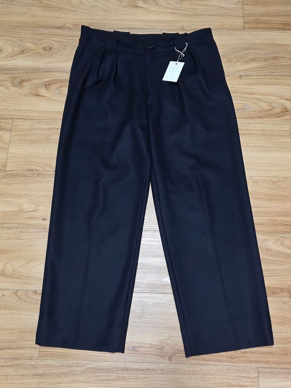 5size택포35만)24fw울테리어 슈퍼파인 멜튼 턱 트라우저 상품이미지1