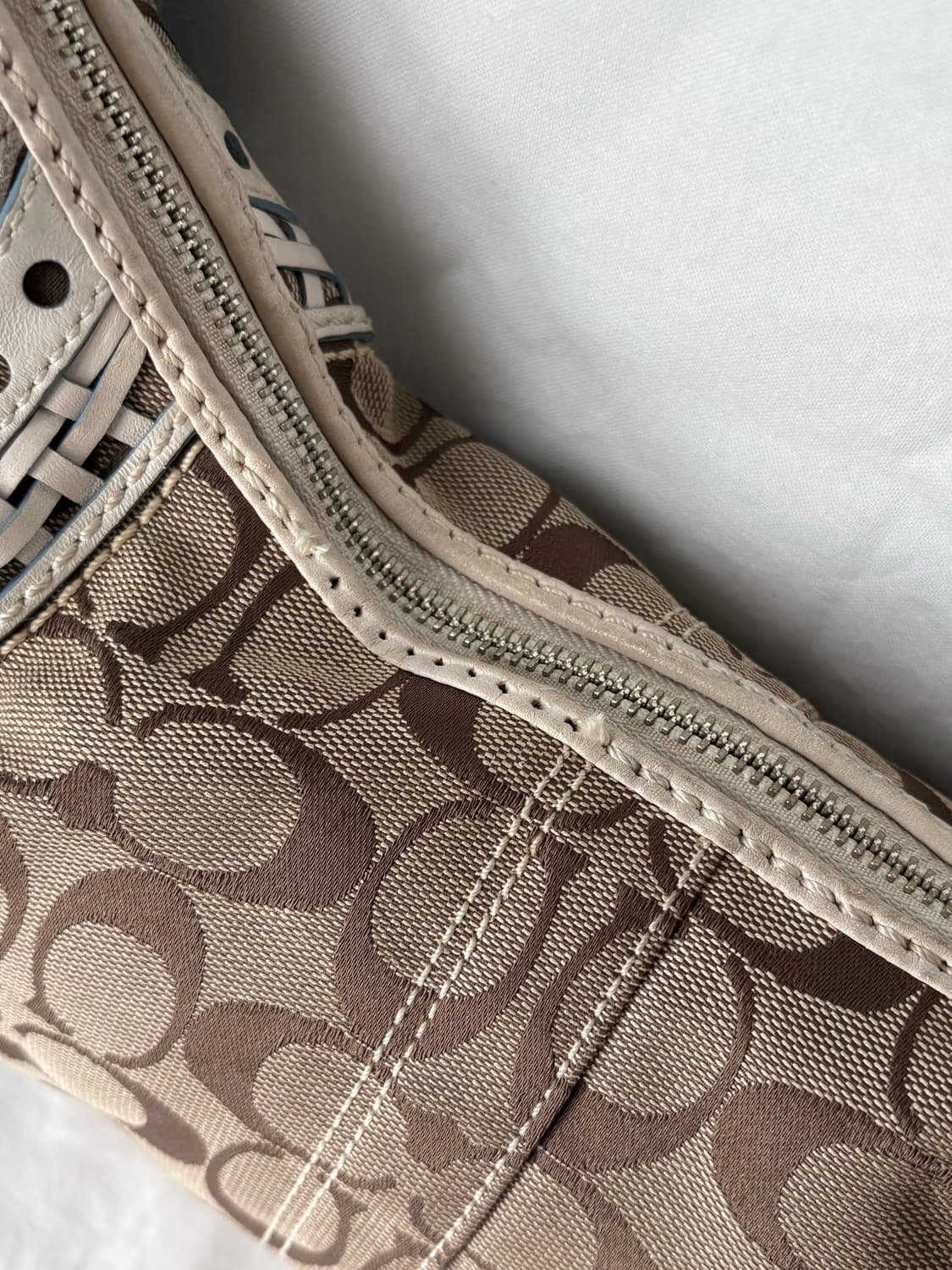 Coach ivory pattern shoulder bag 상품이미지6