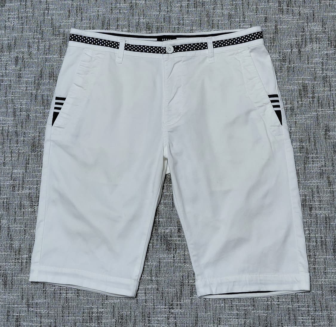 [M] 빔즈 하트(BEAMS HEART) 도트 포인트 화이트 반바지 상품이미지2