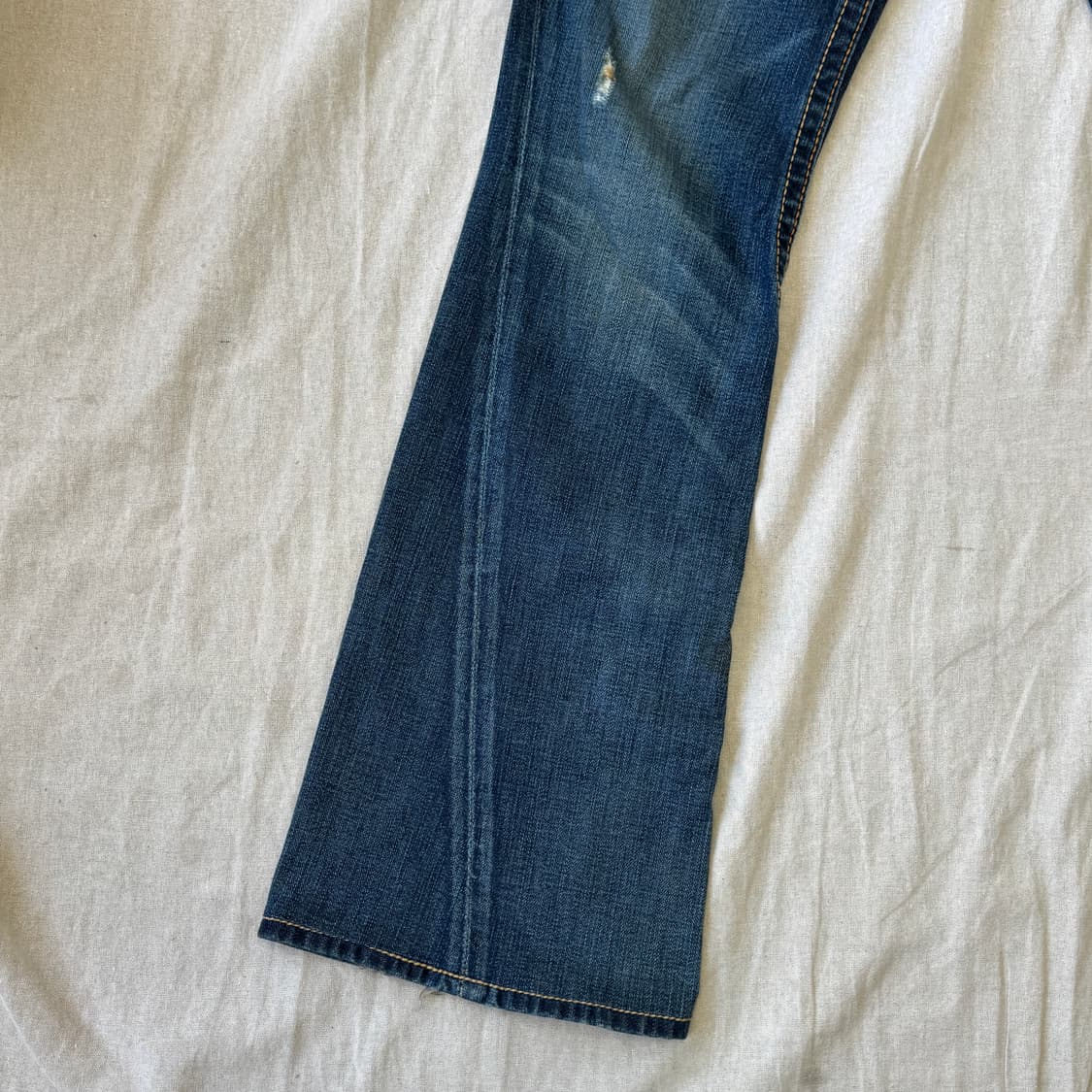 트루릴리전 레인보우 자수 부츠컷 데님팬츠 28(29~) 상품이미지5