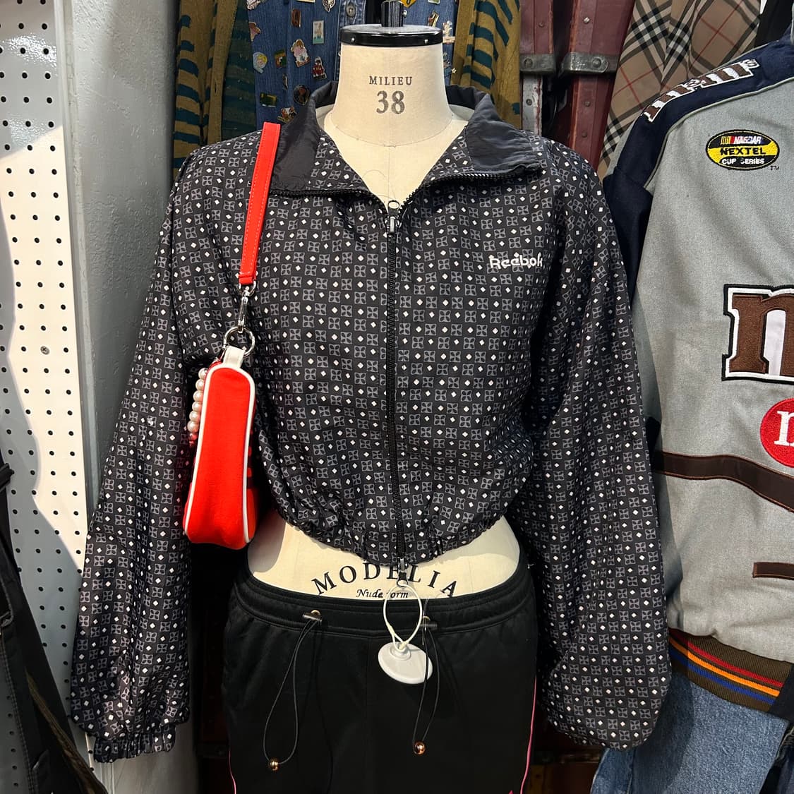 Reebok Over-Fit Crop Jersey 상품이미지2