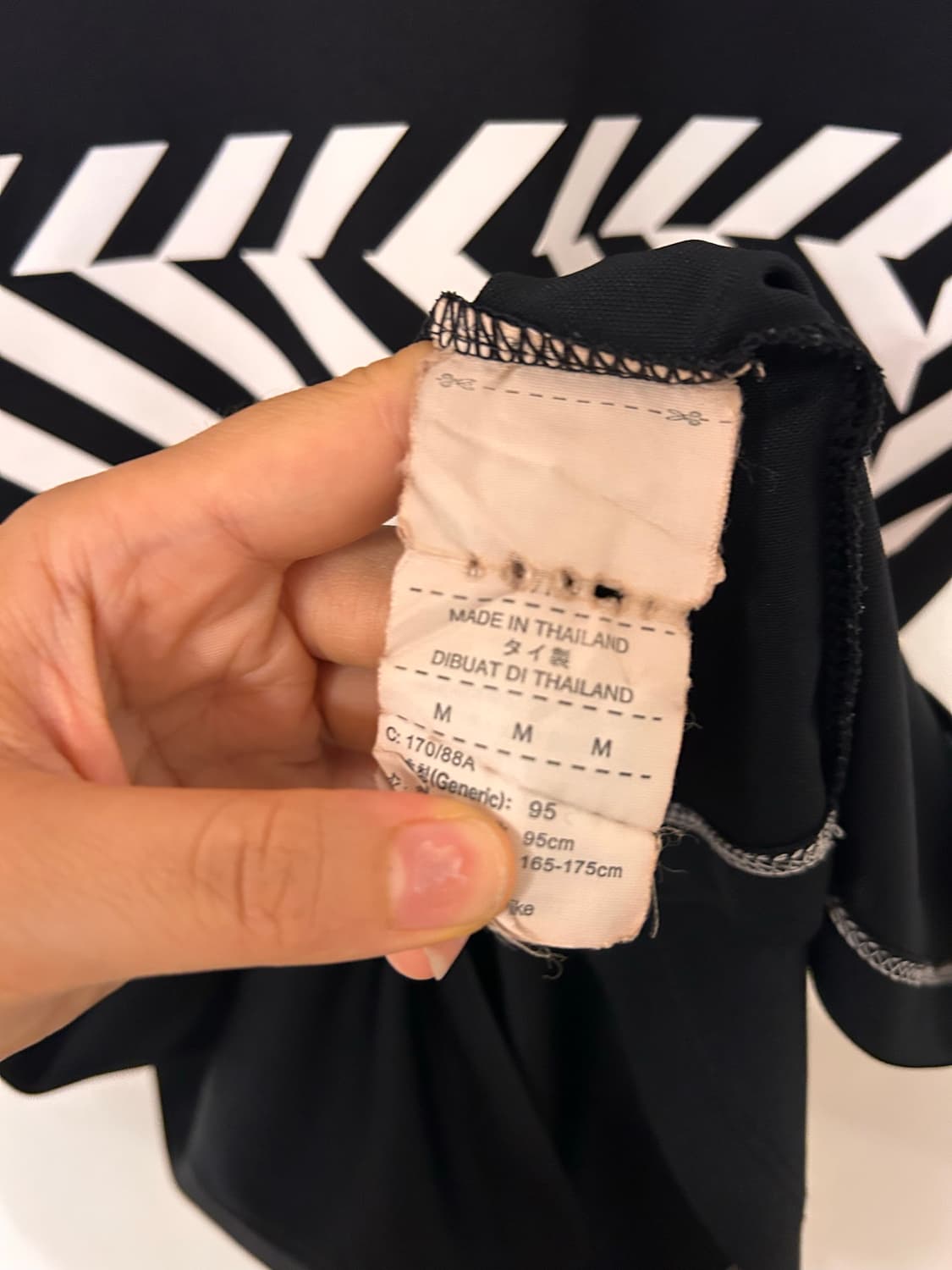 나이키 드라이핏 블랙 반팔티 M 상품이미지4