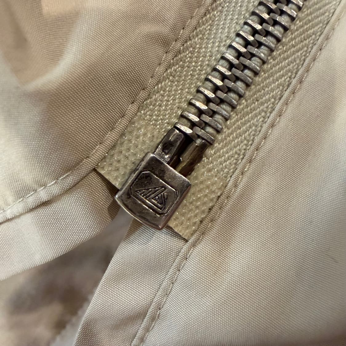 버버리 클래식 00‘s 나일론 맥코트  상품이미지7