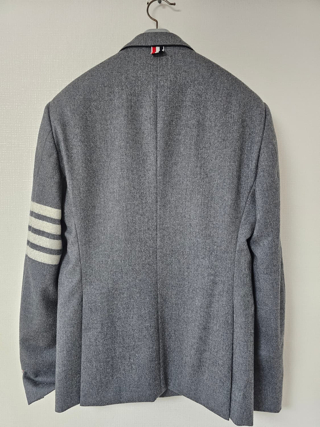 톰브라운 사선완장 플란넬 울 100% 자켓(2/100/정품) 상품이미지5