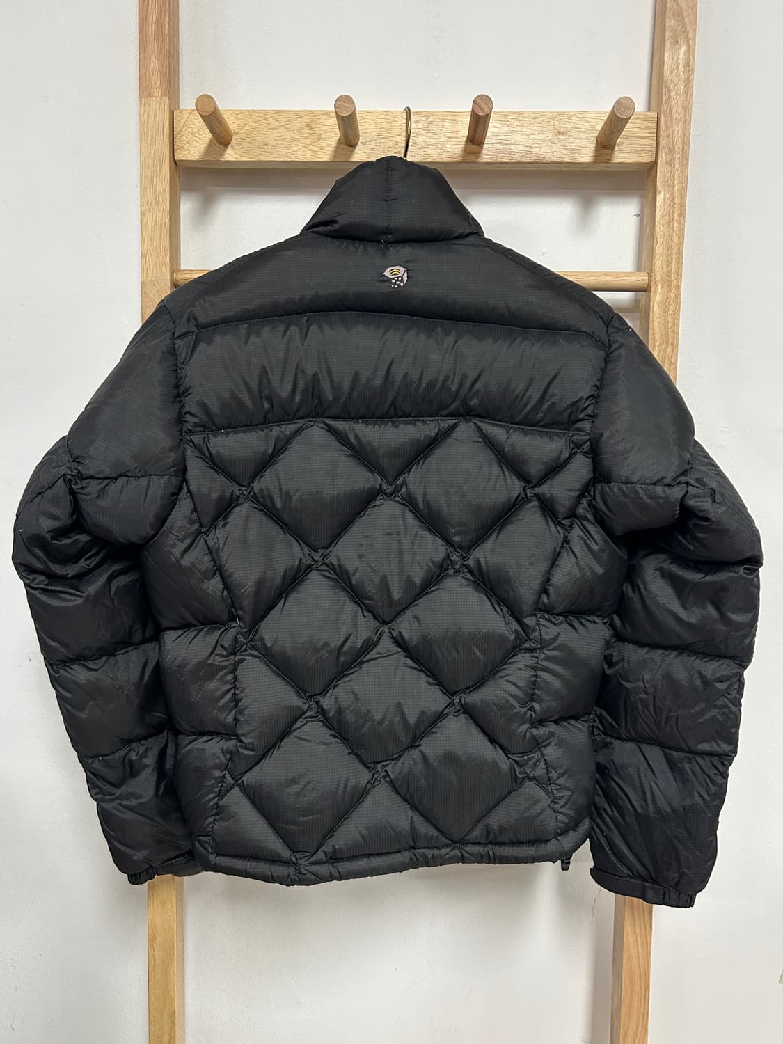 마운틴하드웨어 자수로고 구스다운 푸퍼 자켓 블랙 상품이미지4