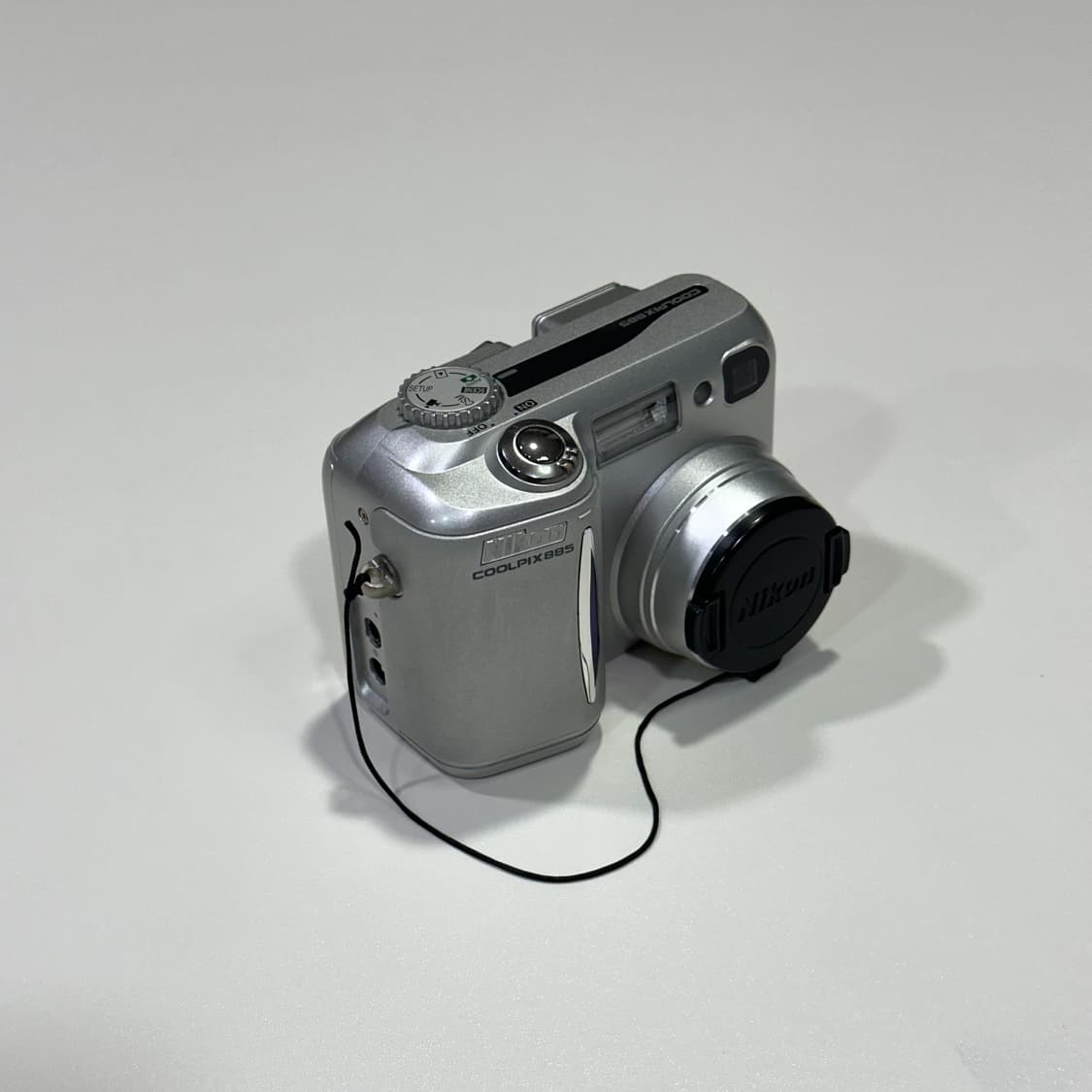 니콘 쿨픽스 Nikon Coolpix E885 (실버) 상품이미지3