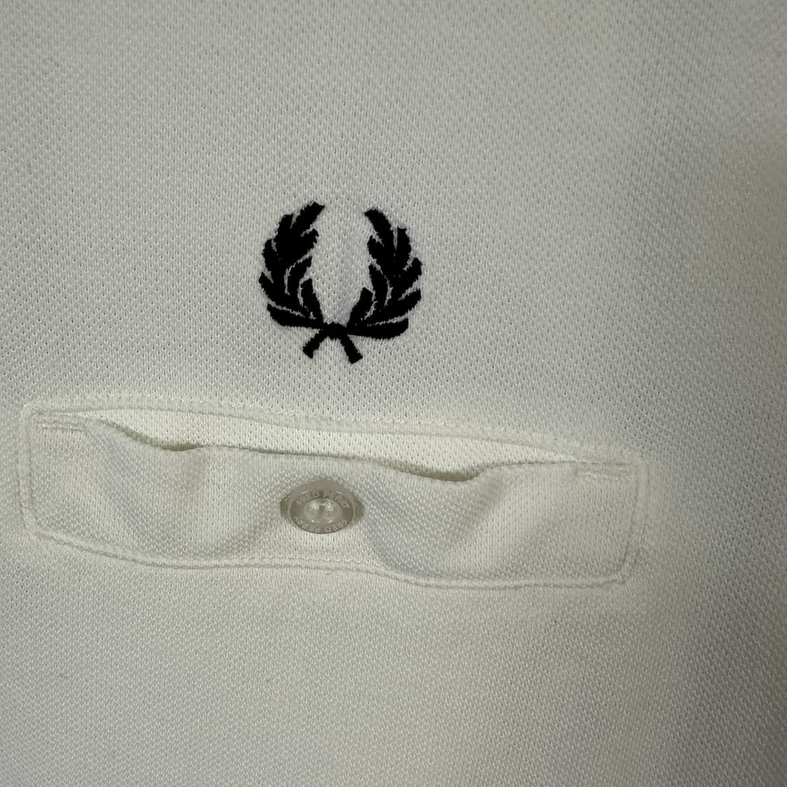 프레드페리 피케 재질 티셔츠 상품이미지2