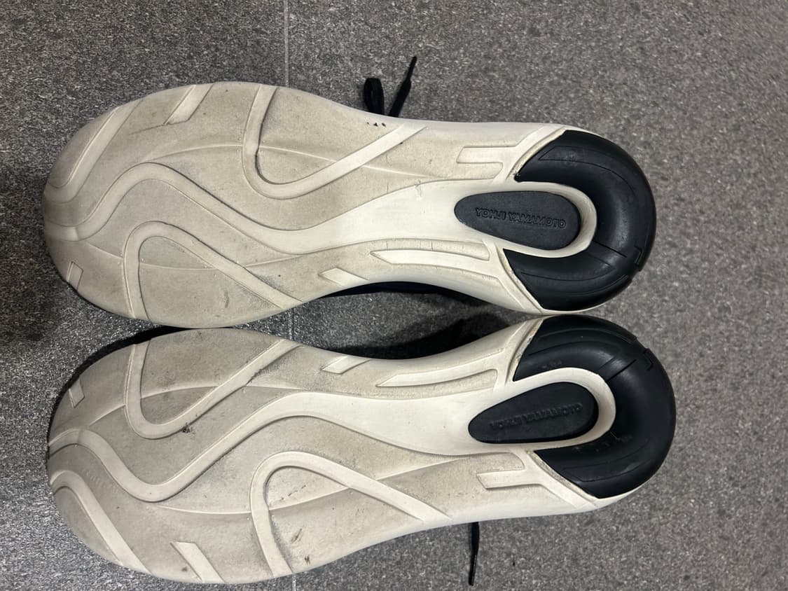 Y-3 부스트 니트 스니커즈 상품이미지4