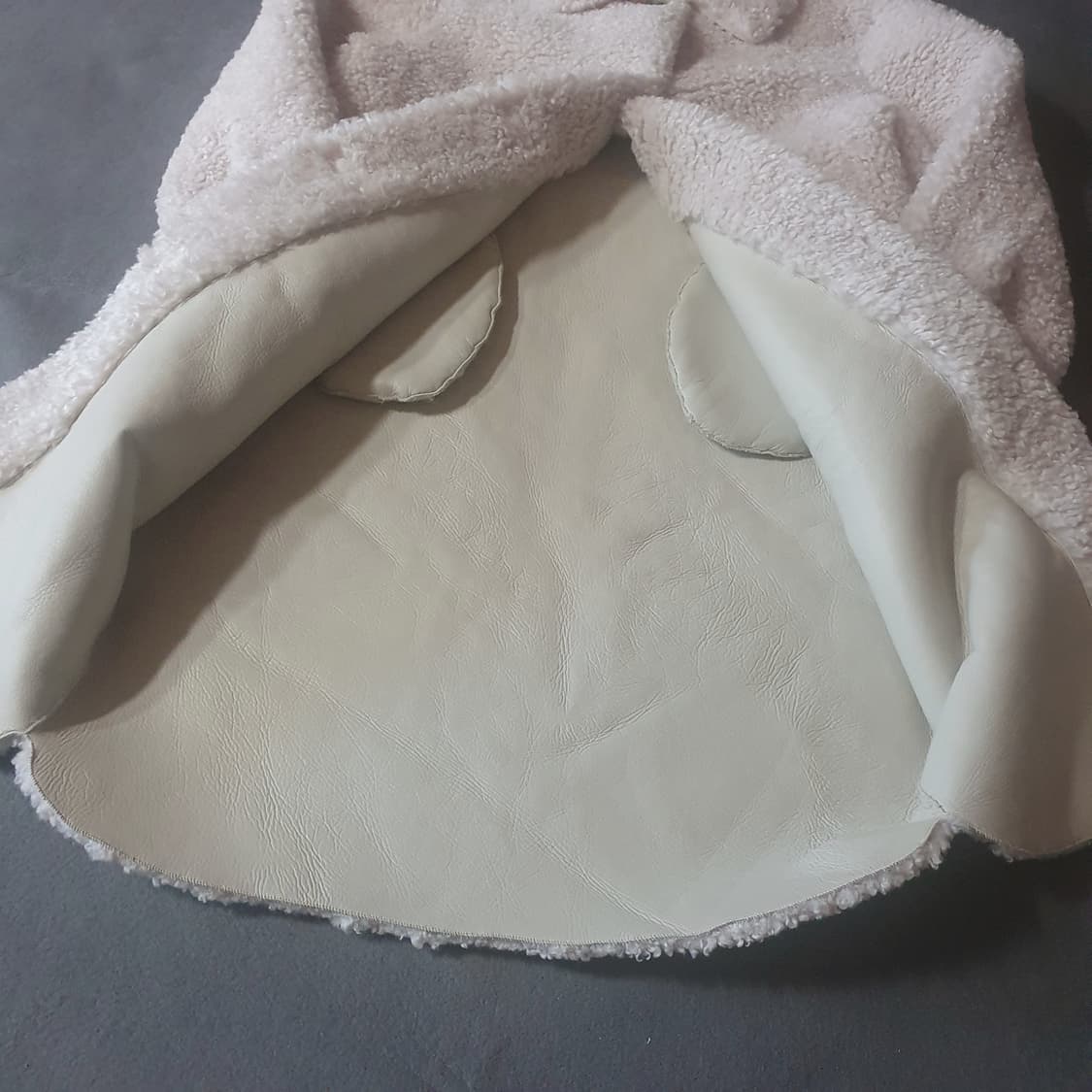 언앤써드미스테리 양털 무스탕 리버시블 코트 상품이미지5