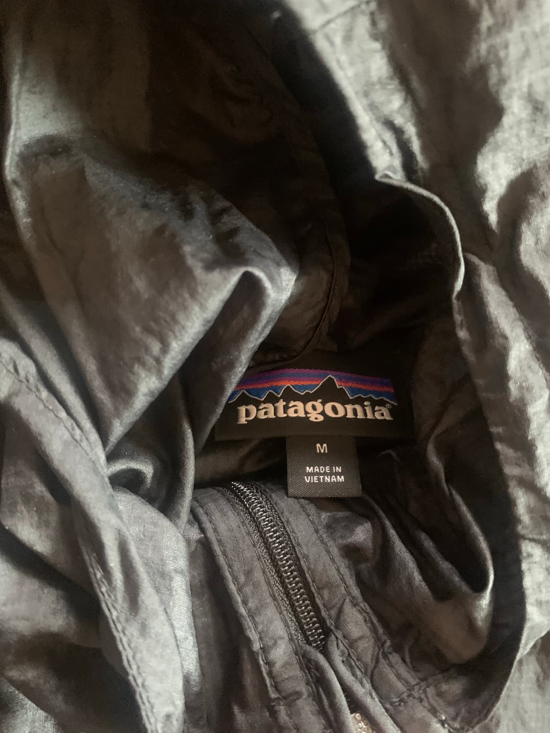 파타고니아 패커블 후디니 M 상품이미지3