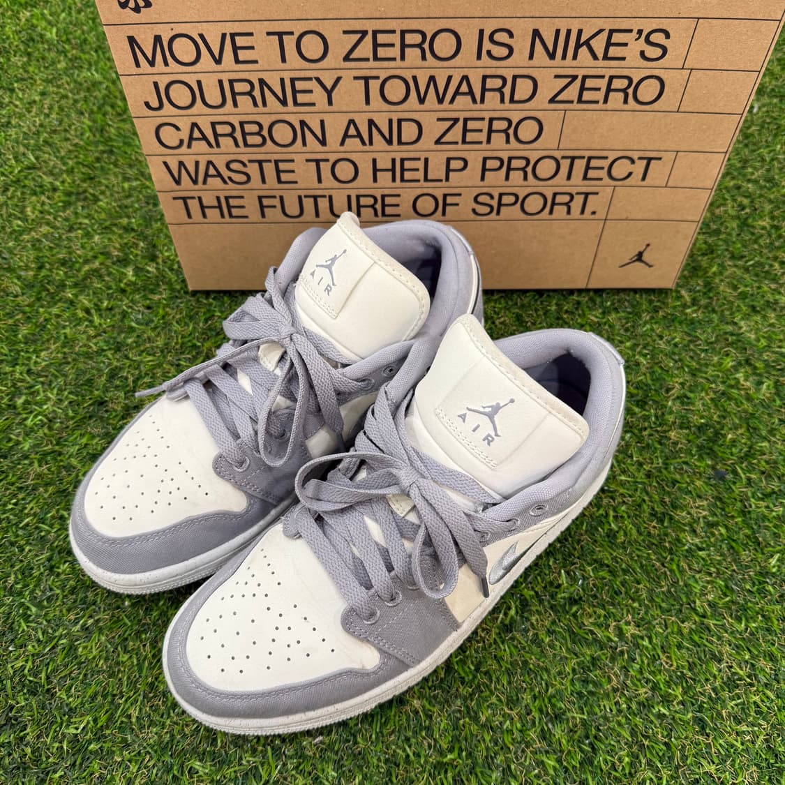 [조던] 에어조던 1 로우 SE 스틸그레이_245사이즈 상품이미지1