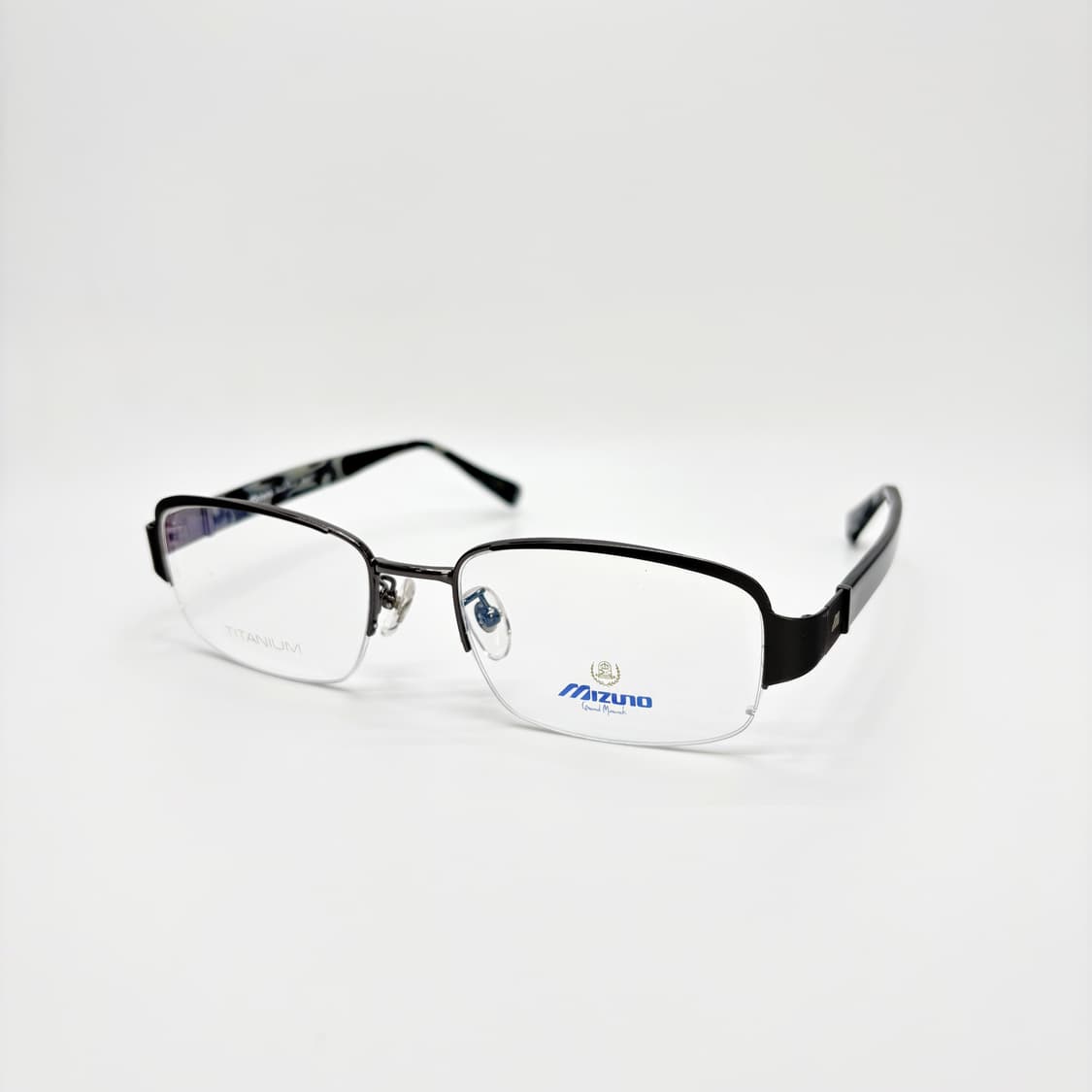 MIZNO 그레이 스퀘어 티타늄 반무테 상품이미지1