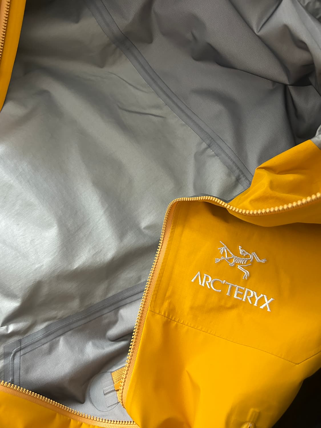 아크테릭스 베타 자켓 (yellow) 상품이미지8