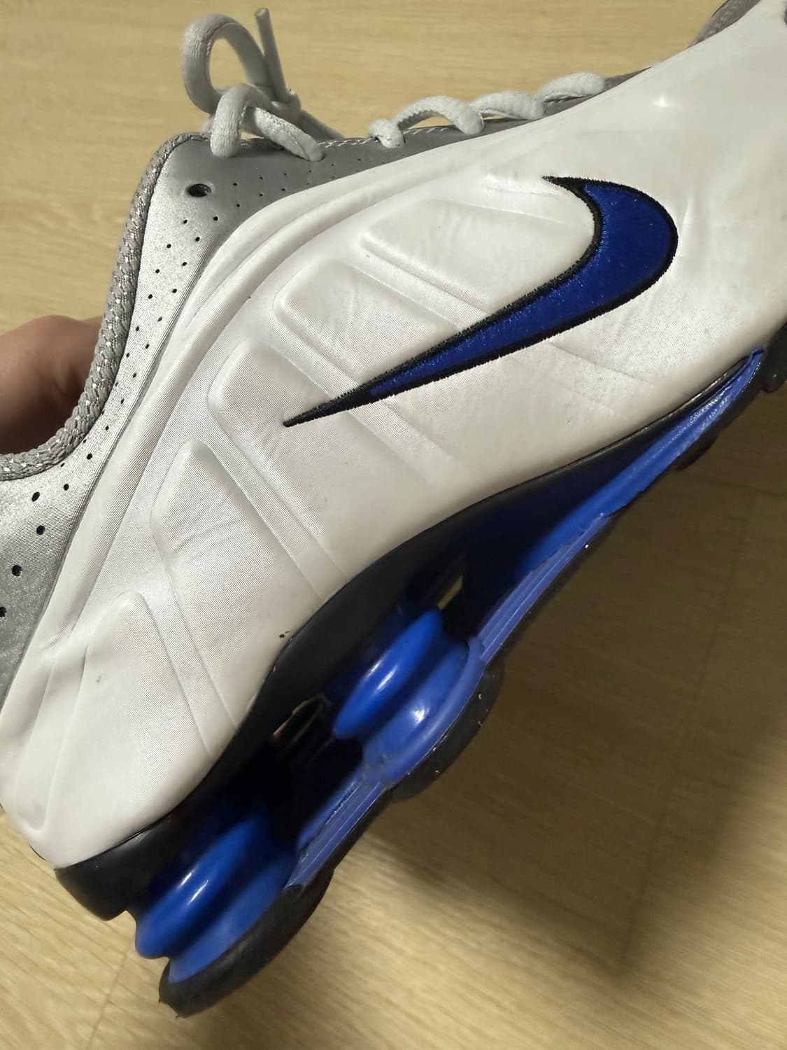 나이키 샥스 r4 상품이미지3