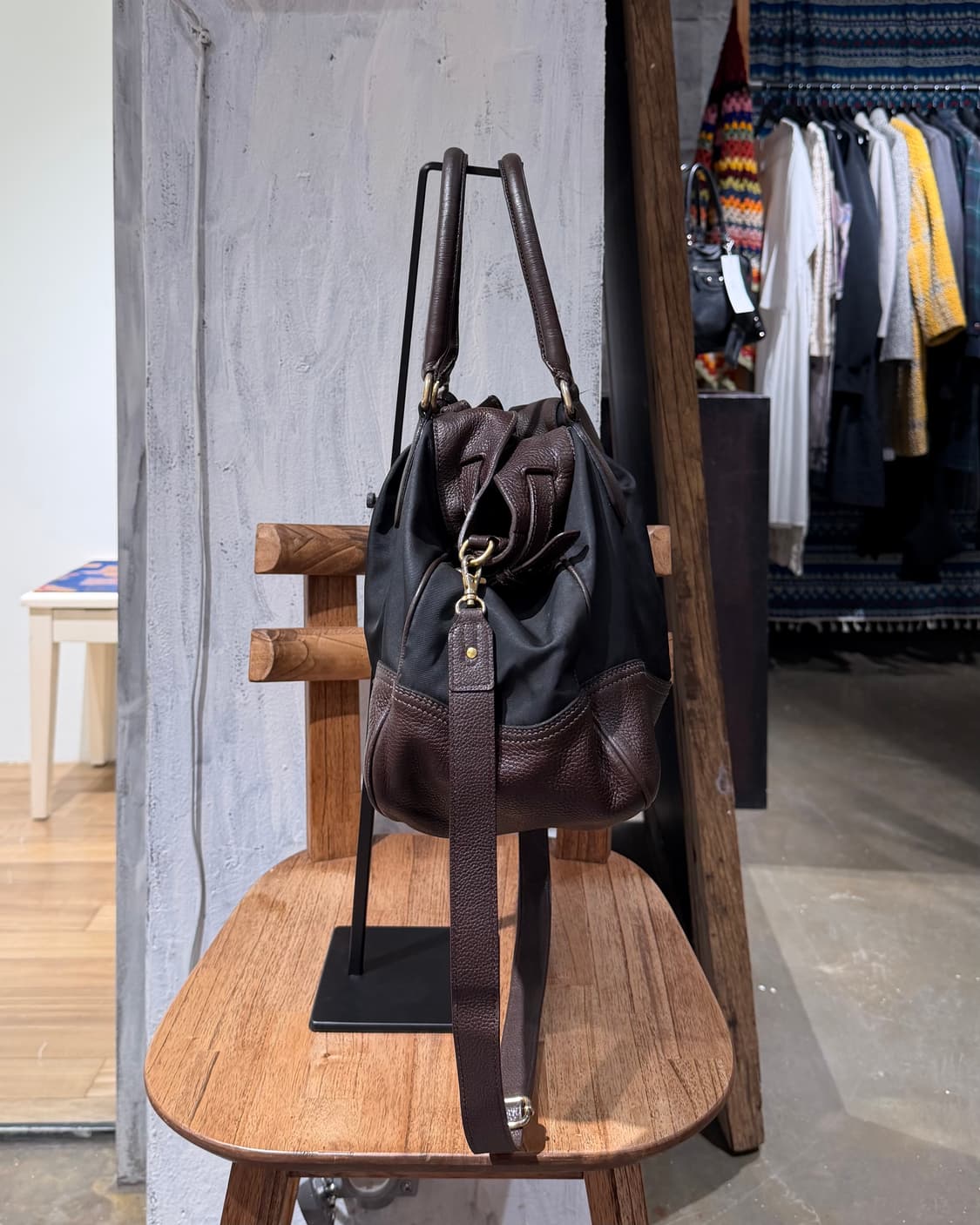 프라다 블랙 포코노 나일론 레더 트리밍 숄더백 상품이미지5