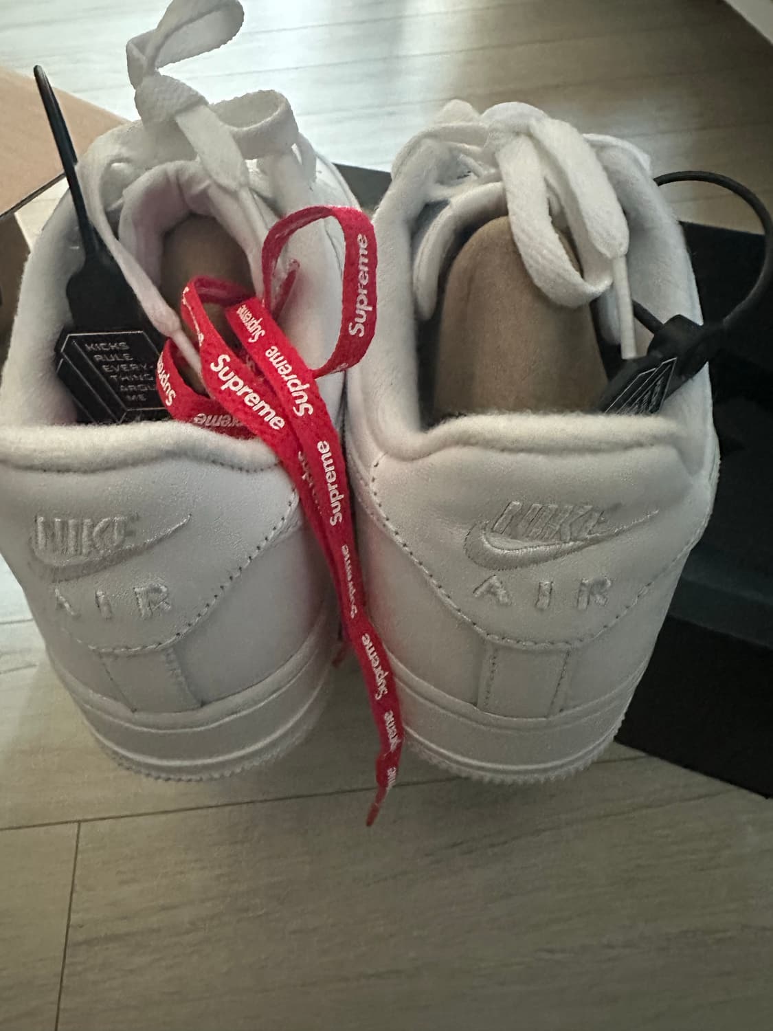 나이키 슈프림 240 상품이미지5