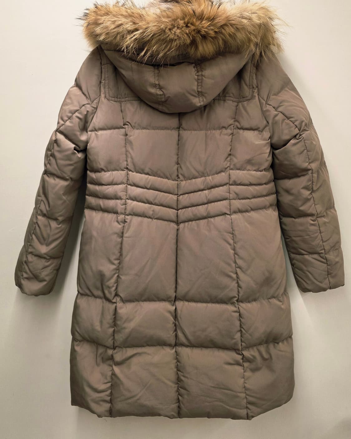 헤지스 여성 구스다운 롱패딩. 싸이즈 90
 상품이미지3