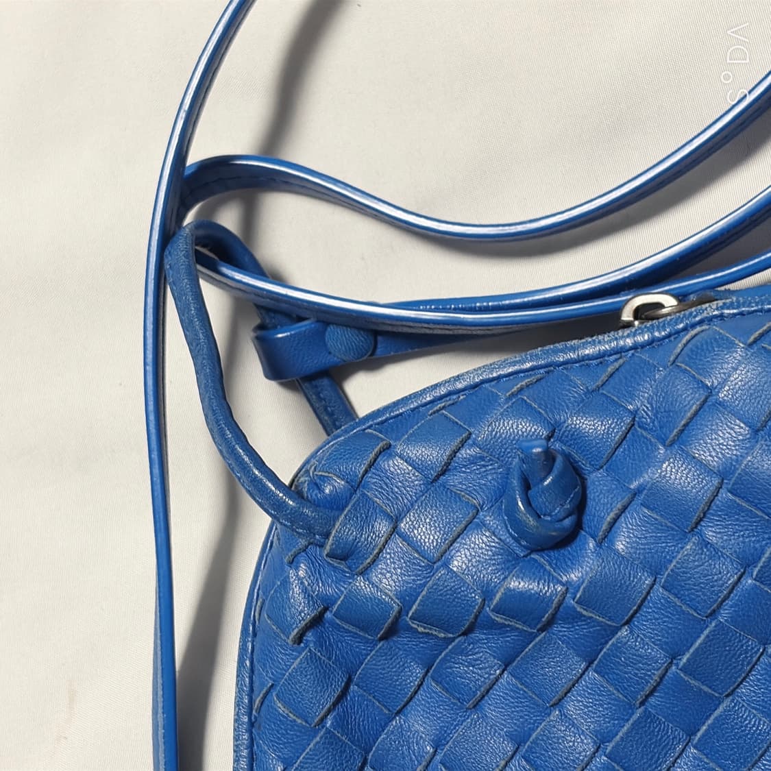 보테가베네타 블루 인트레치아토 크로스백 상품이미지7