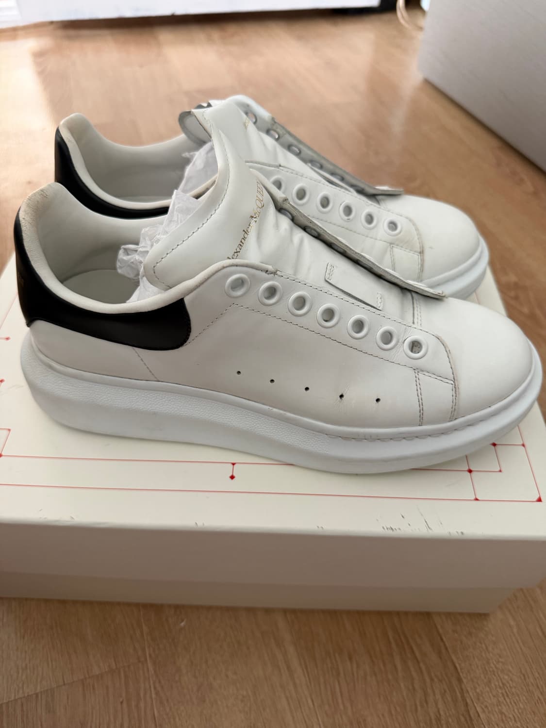 알렉산더 맥퀸 오버솔 상품이미지4