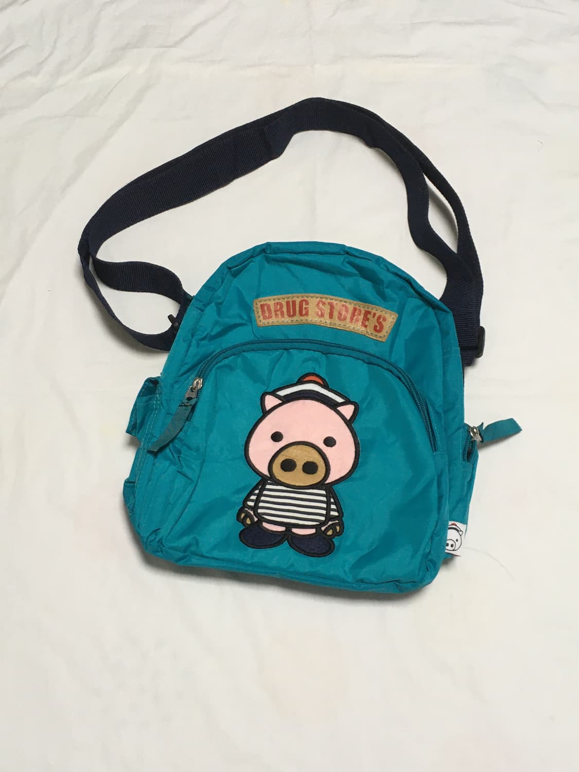 드럭스토어 크로스백 상품이미지1