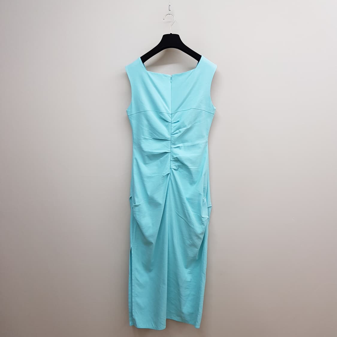 한섬 타임 2023 슬리브리스 린넨 블렌드 원피스 82-94-160사이즈 상품이미지5