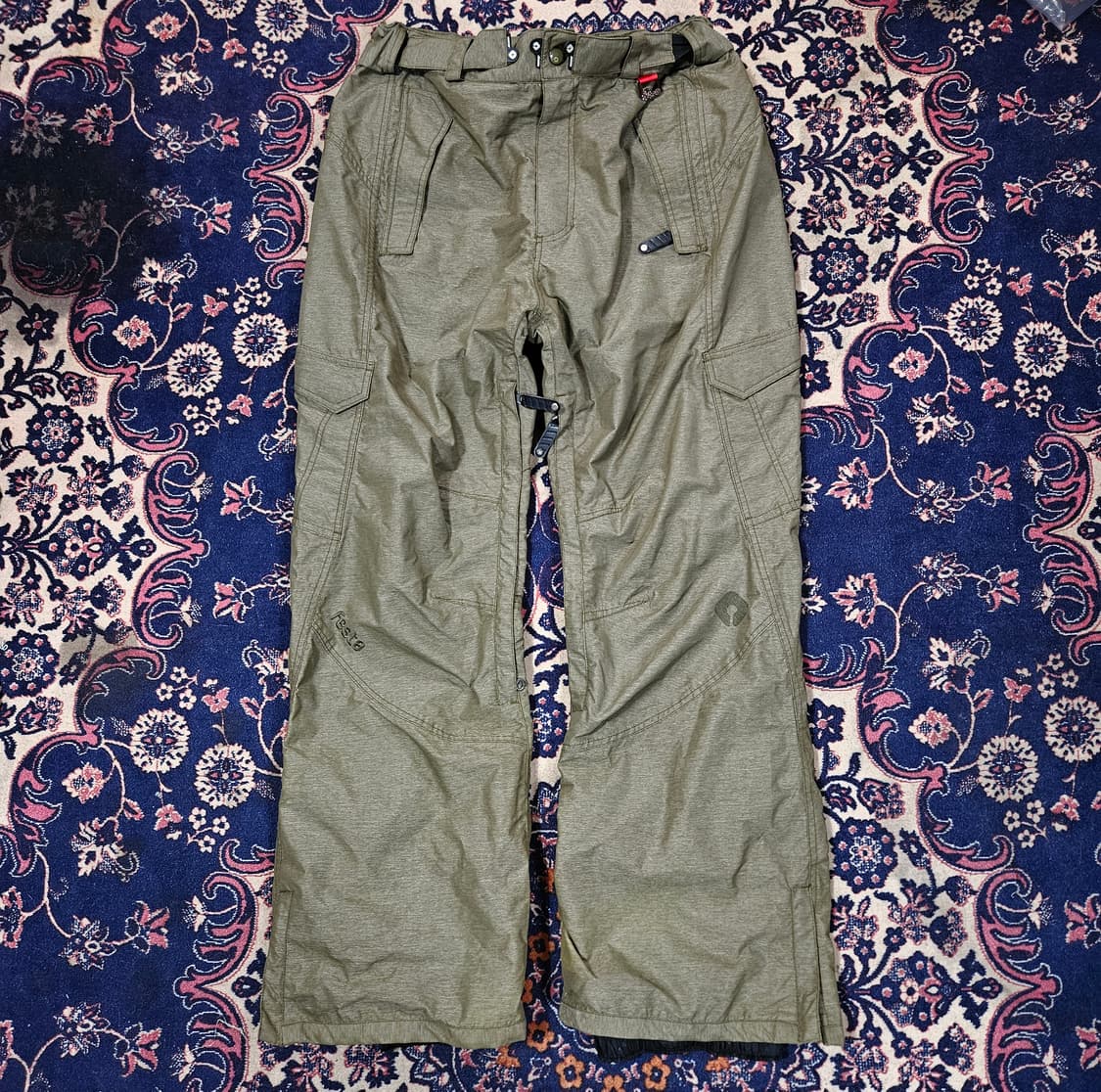 ACORN 카키 나일론 와이드 보딩 팬츠 상품이미지1