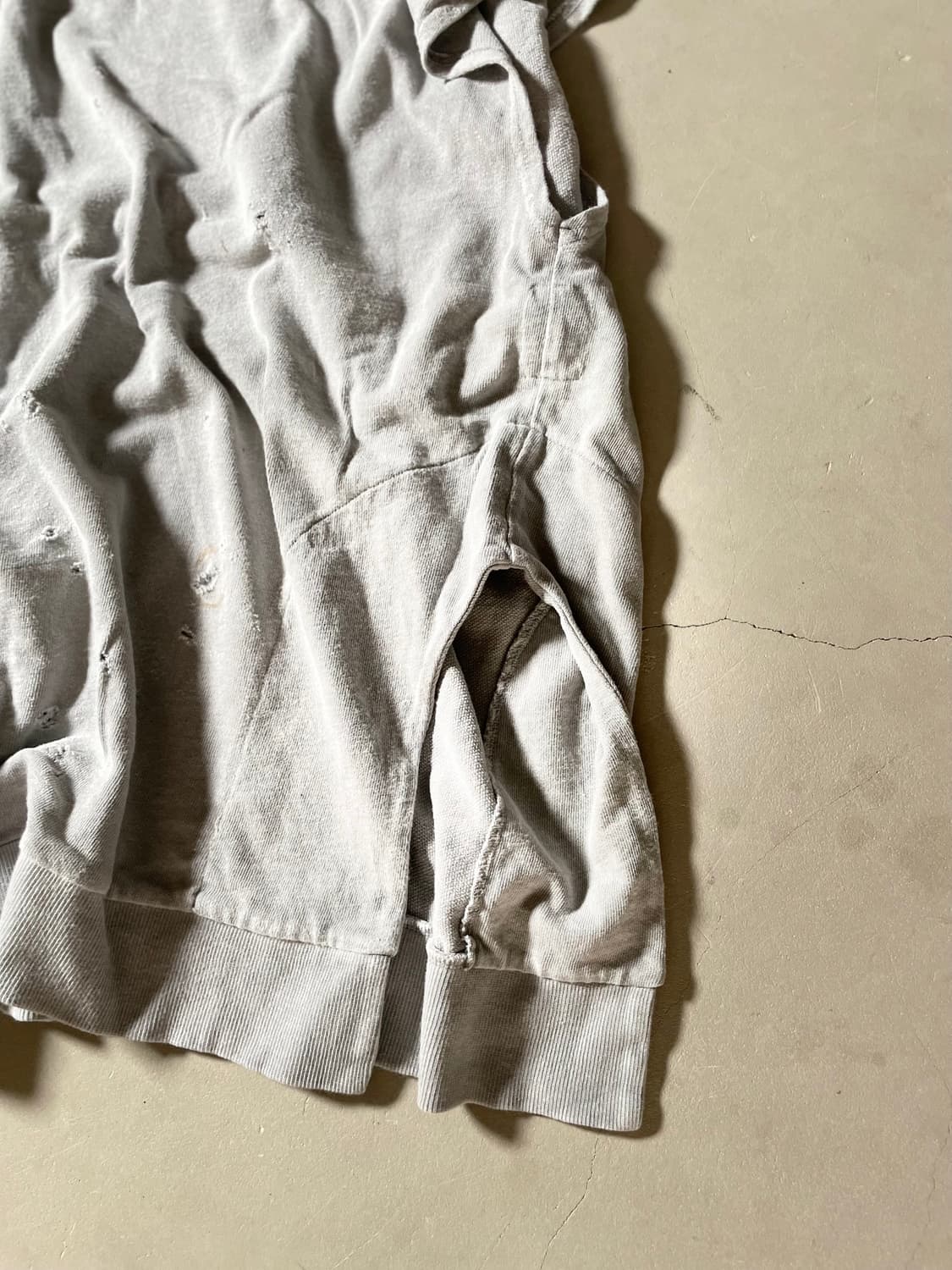  KZ Atelier Hand Distressed Hood tee 상품이미지4