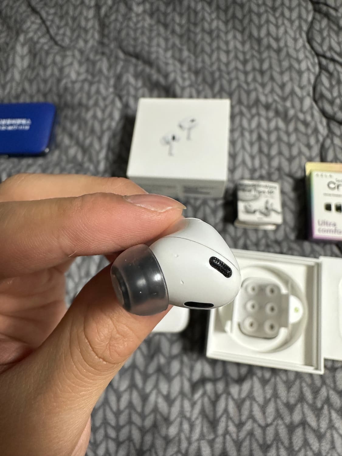 에어팟 프로 2세대 (8핀) + 아즈라 크리스탈 이어팁 포함 상품이미지10