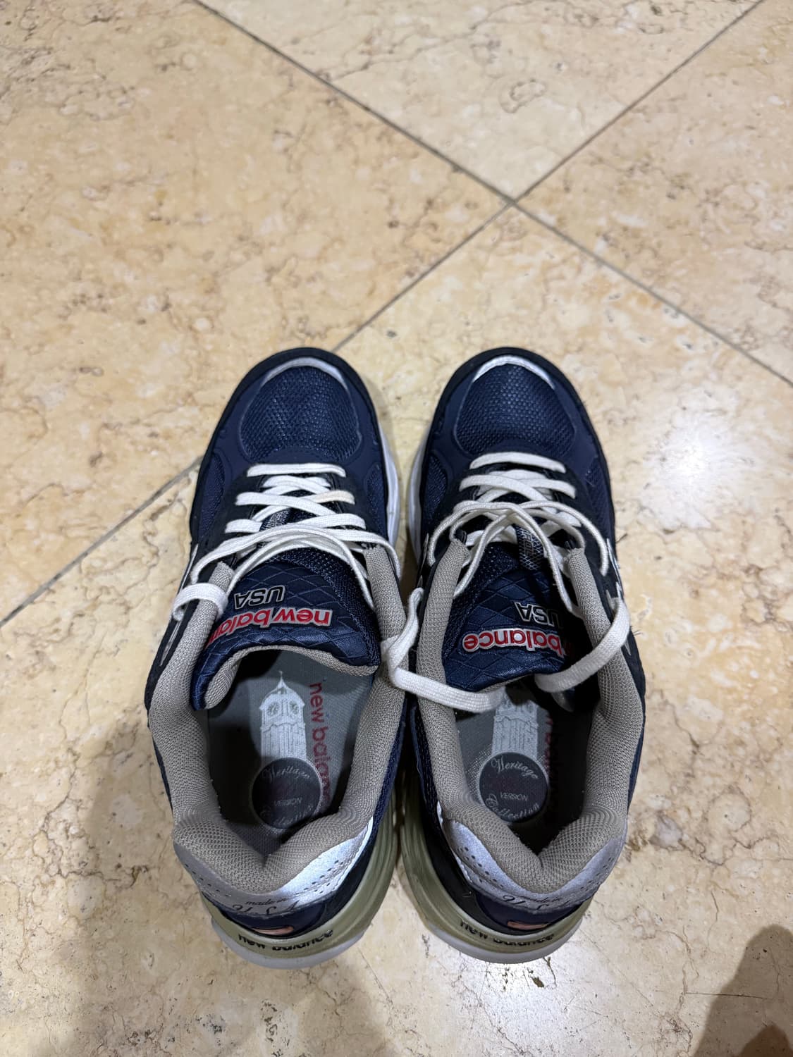 뉴발란스 990v3 메이드 인 USA 네이비 - D 스탠다드 250사이즈 상품이미지4
