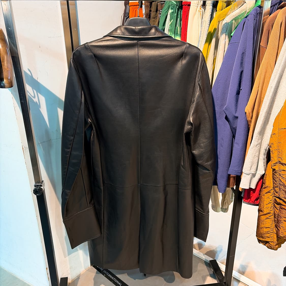 (정품/새상품) 앤 드뮐미스터 남성 블랙 램스킨 오픈 프론트 롱 셔츠 상품이미지3