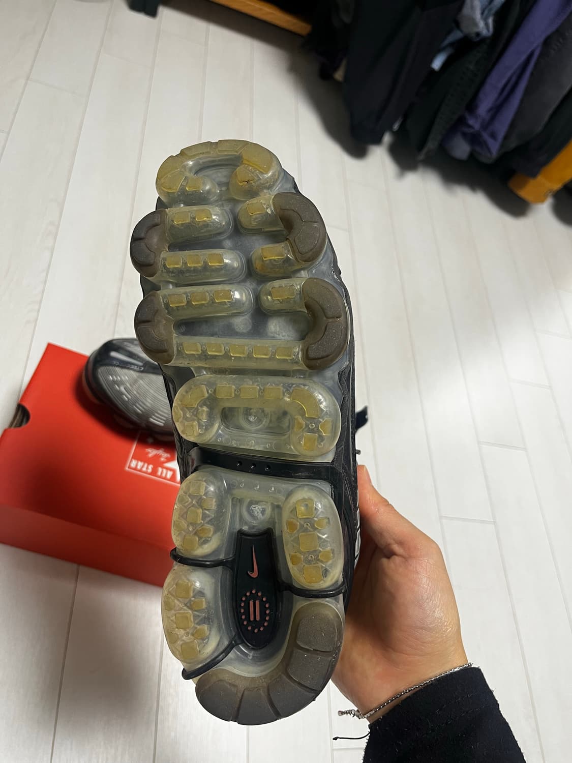나이키 베이퍼맥스 360 메탈릭실버(260~265) 상품이미지5