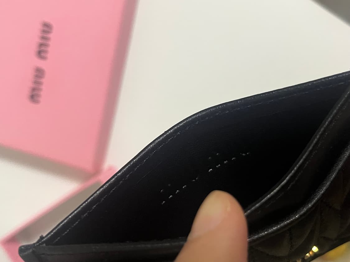 미사용 미우미우 카드지갑 마테라쎄 상품이미지3