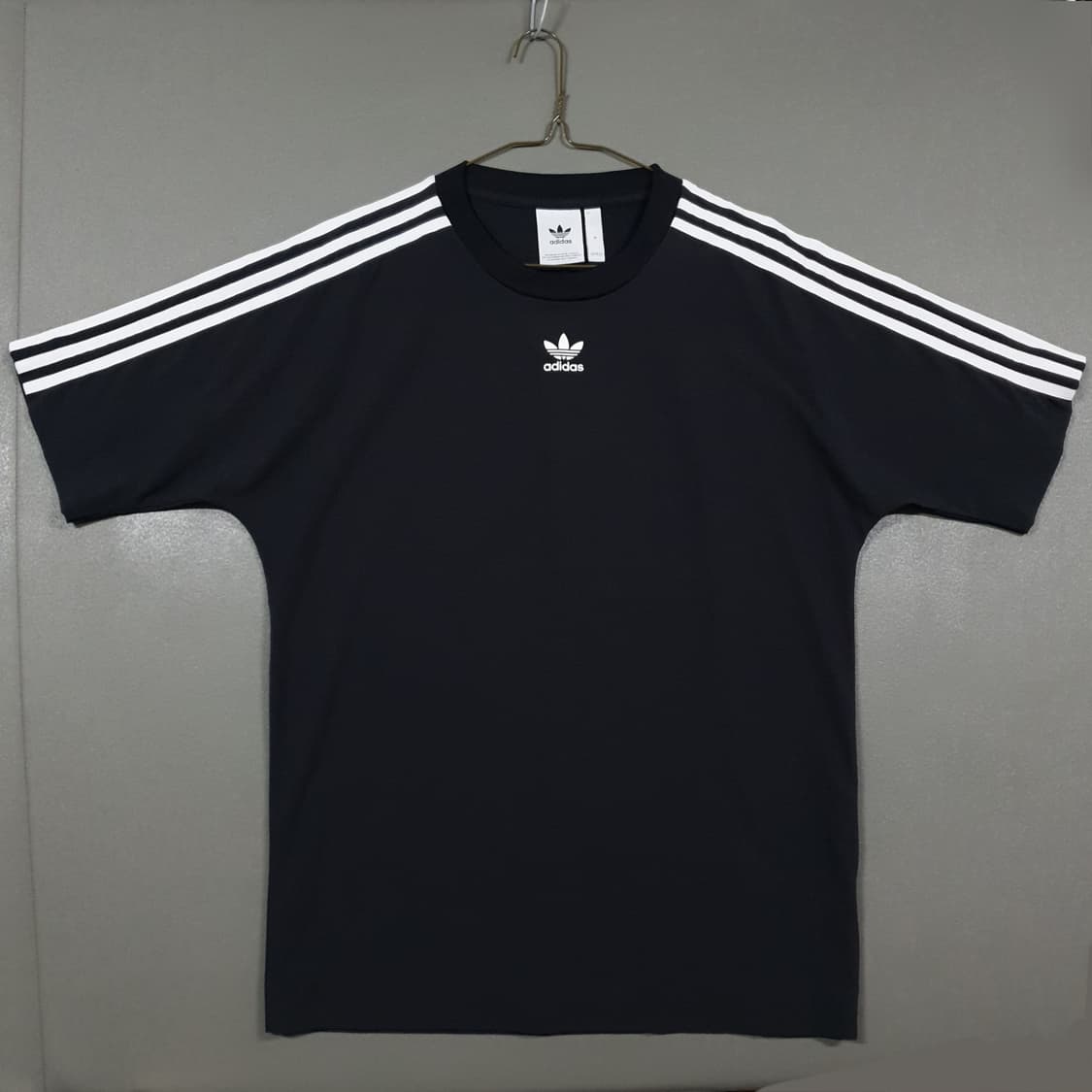 아디다스 트레포일 센터로고 우븐 하프 트랙 웜업 라운드 반팔티 블랙 M 상품이미지1