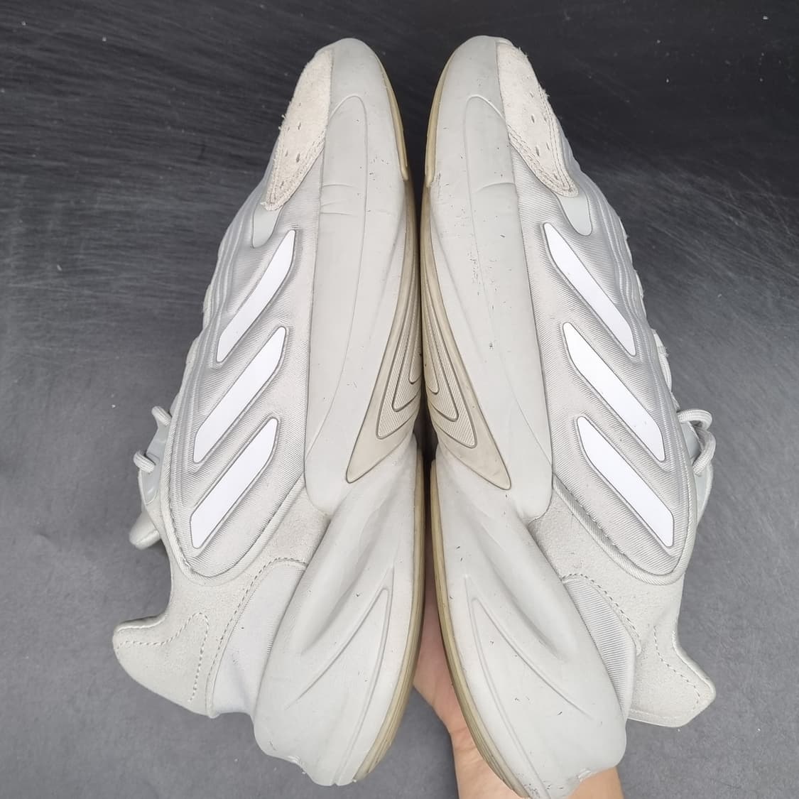 아디다스 오젤리아 그레이 여성운동화240 상품이미지5