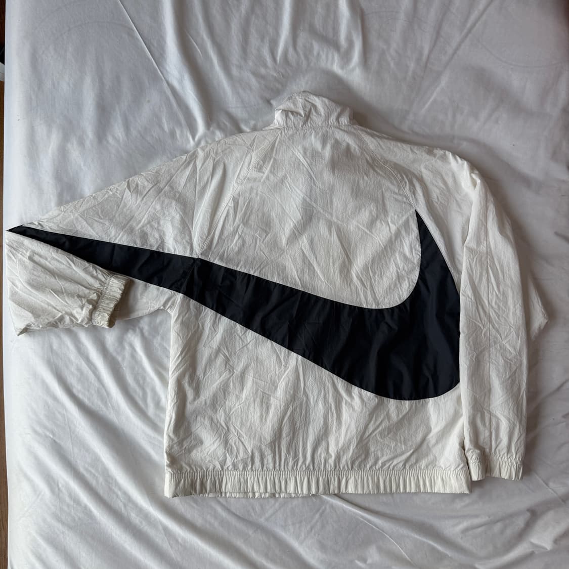 나이키 빅스우시 바람막이 화이트/블랙 오버핏 M-L 상품이미지5