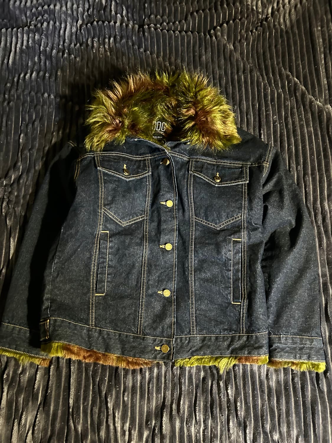 Fur Detail Denim Trucker Jacket 상품이미지1