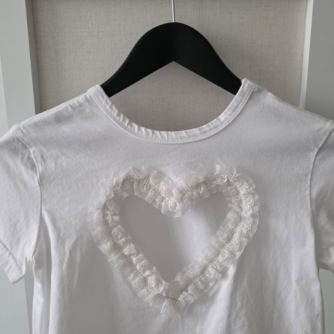동은 레이스 하트 티 화이트 상품이미지2
