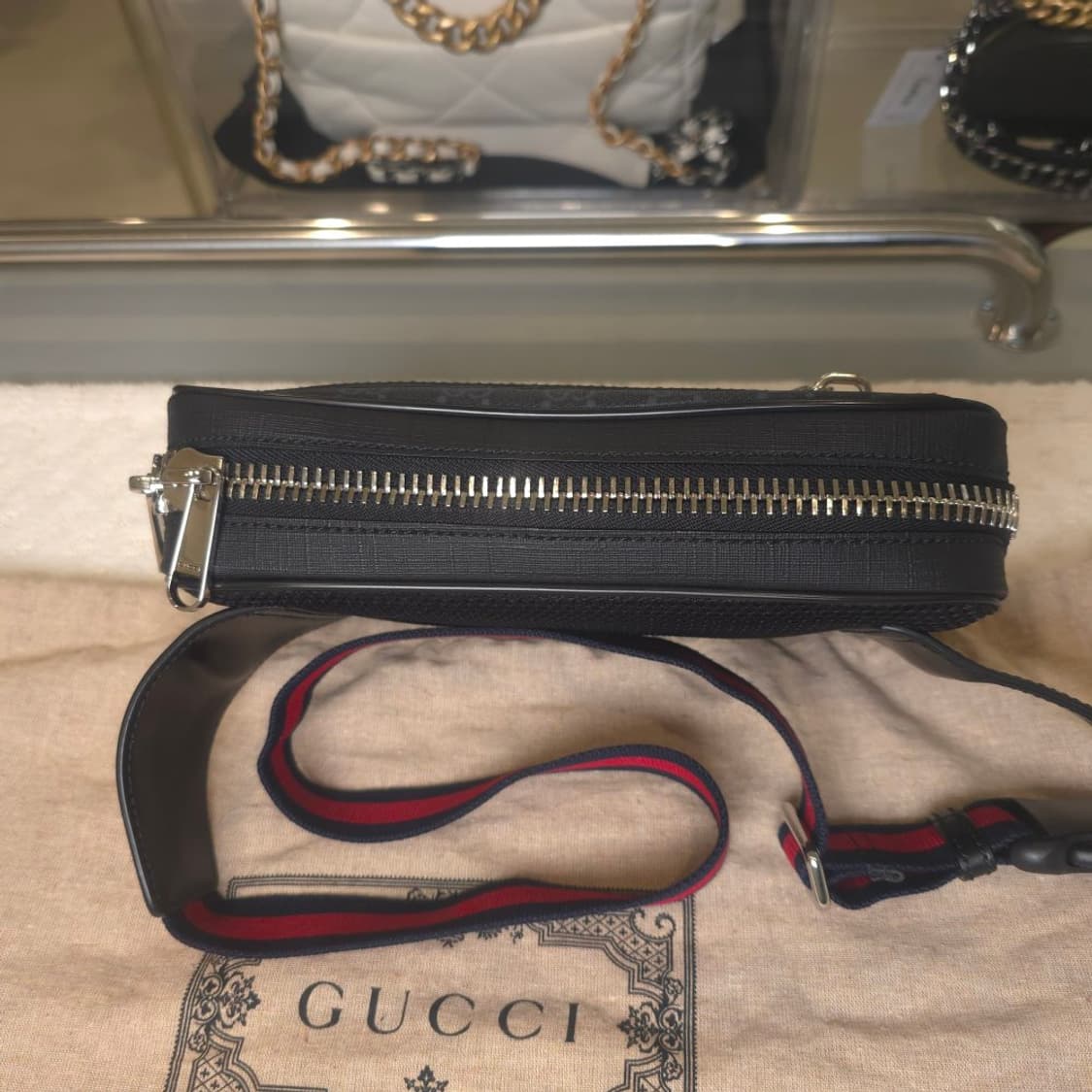 [중고/정품] 구찌 소프트 GG 수프림 벨트 백 상품이미지4