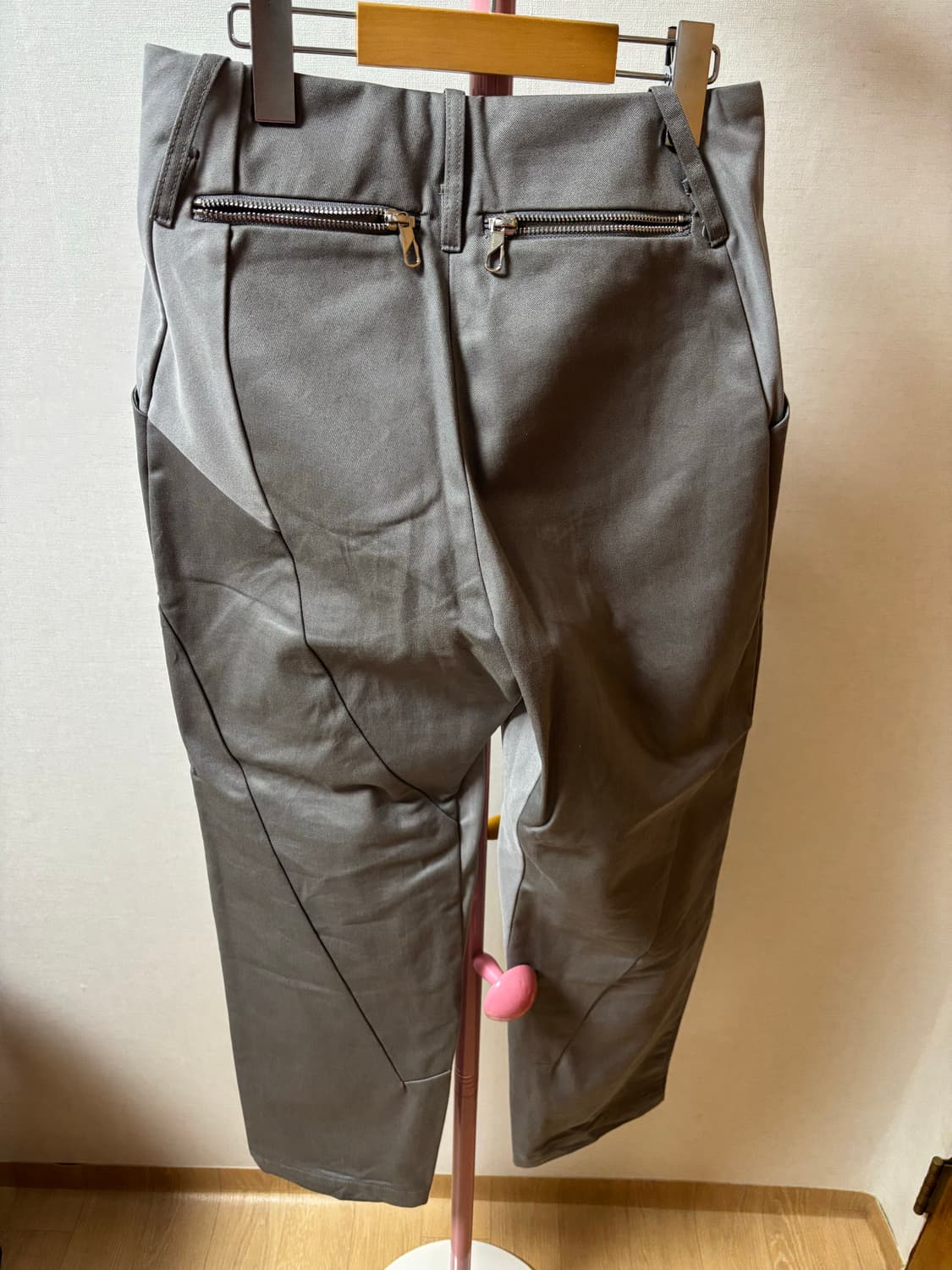 NUPEAK DIAGONAL TROUSER GREY 상품이미지4