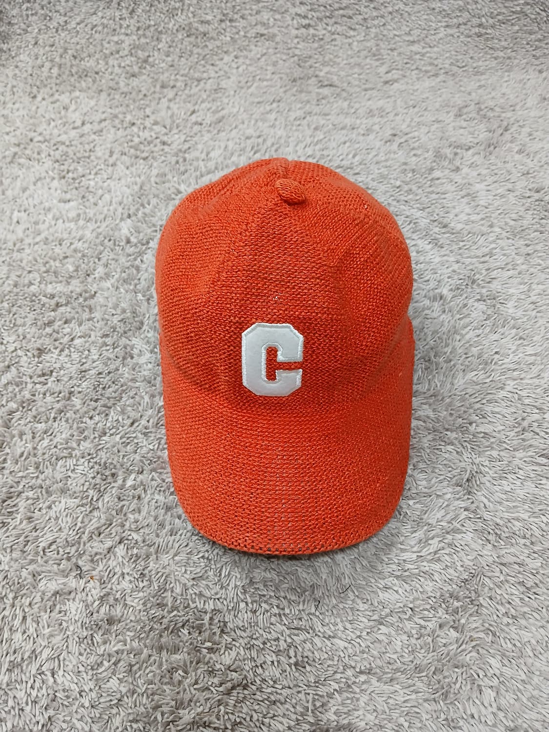 오렌지색 C로고 니트 볼캡 상품이미지1