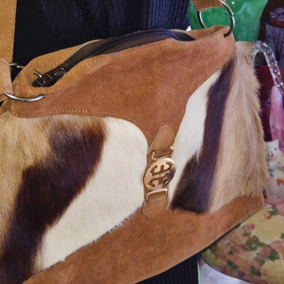 70s 핸드메이드 리얼 송치 스웨이드 숄더백 상품이미지6