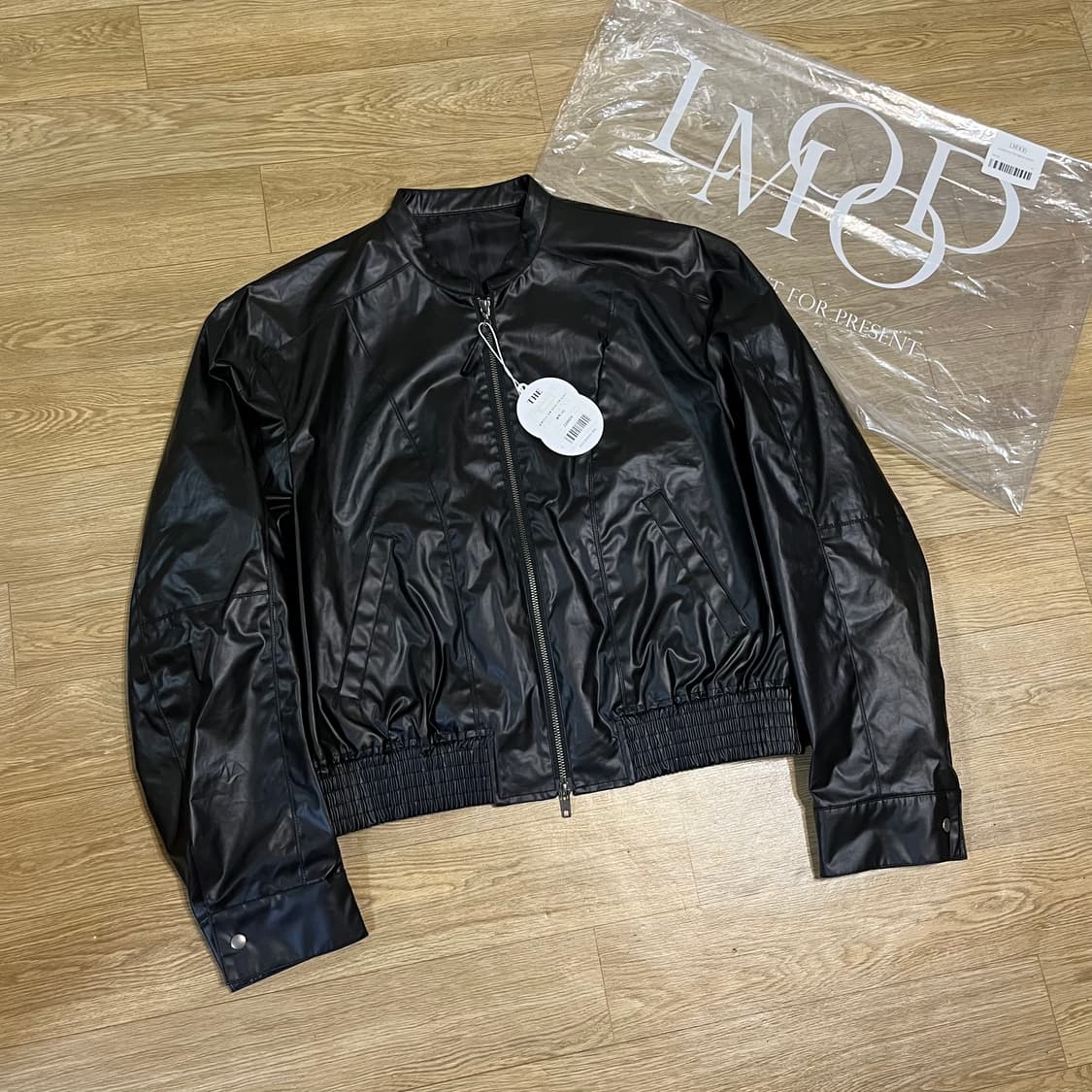 46새상품) 엘무드 글레이즈드 바이커 크롭 코튼 왁스 코팅 자켓 블랙 상품이미지2