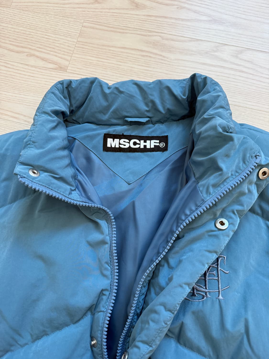 미스치프 MSCHF 블루 패딩 점퍼 상품이미지4