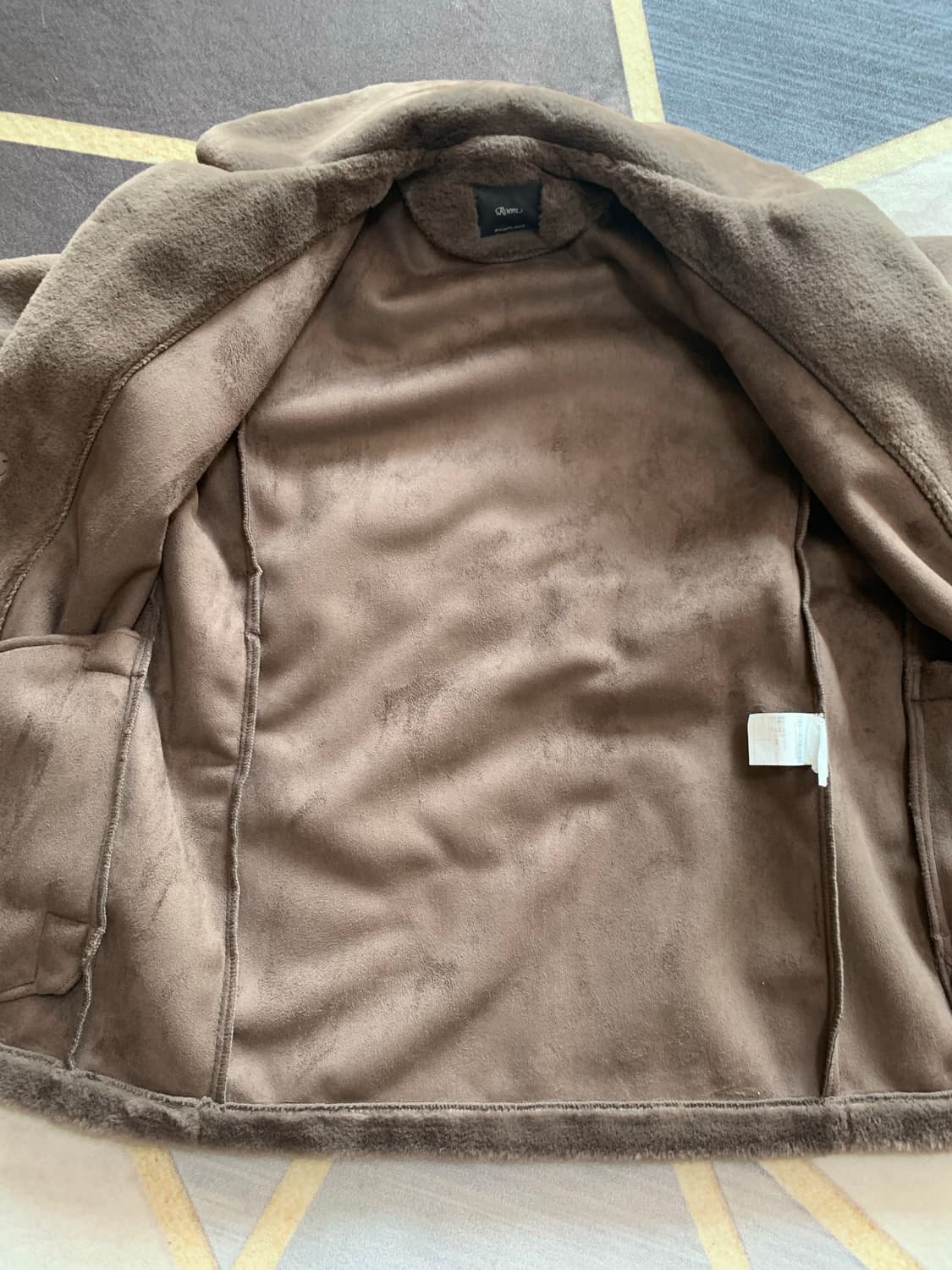 로엠 벨티드 퍼 자켓 여자사이즈 새상품 상품이미지4