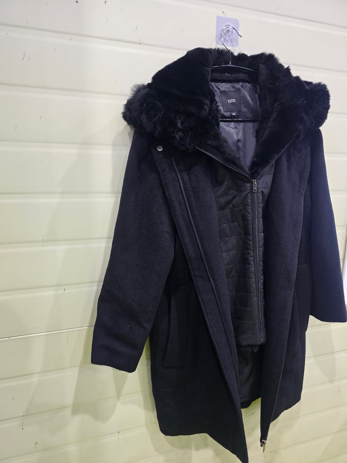 YETTS 후드 퍼 코트 블랙 상품이미지10