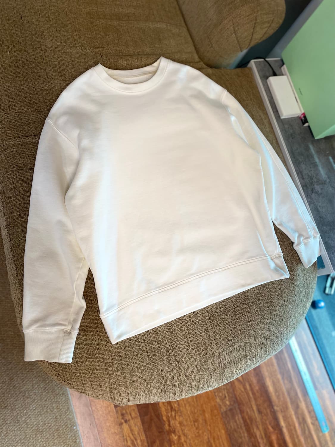 타임옴므 맨투맨 x 아티스트 이경돈 콜라보 상품이미지2