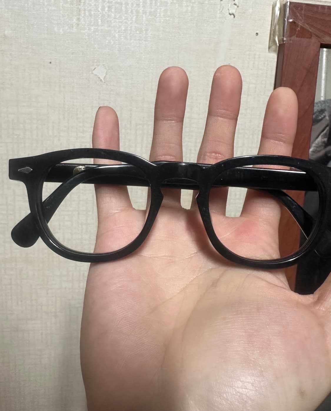 커먼웰스 송민호 안경 상품이미지2