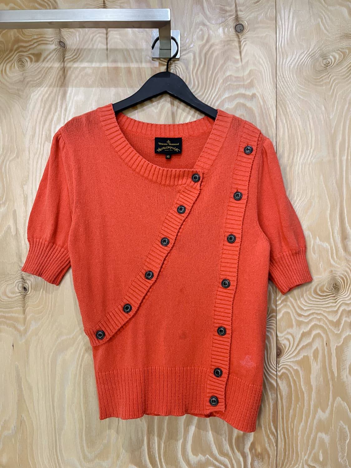 비비안웨스트우드 멀티 버튼 니트 탑 상품이미지2