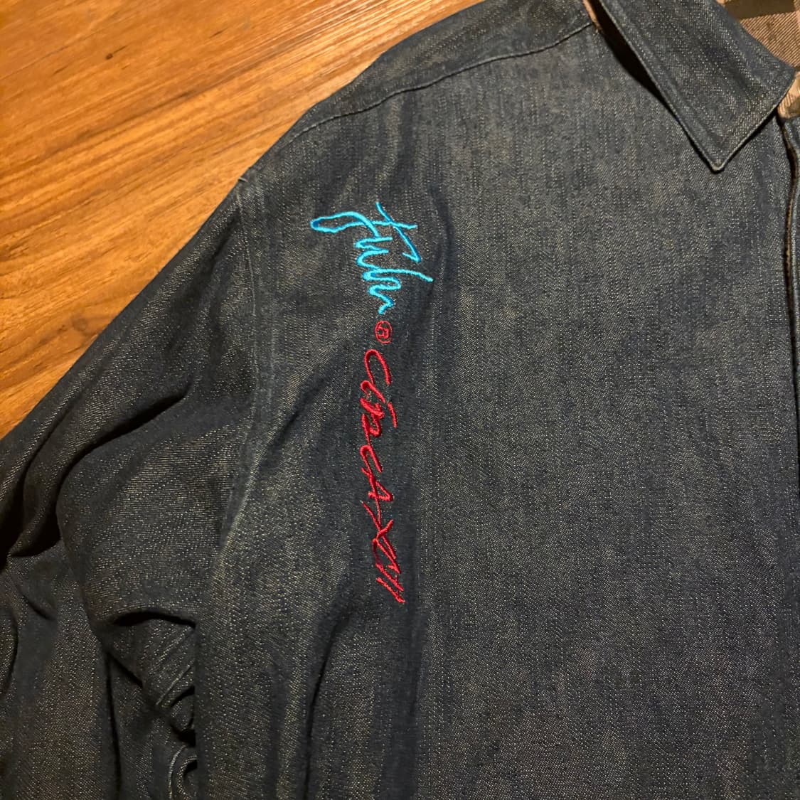 2002 FUBU REVERSIBLE DENIM SHIRT 상품이미지6