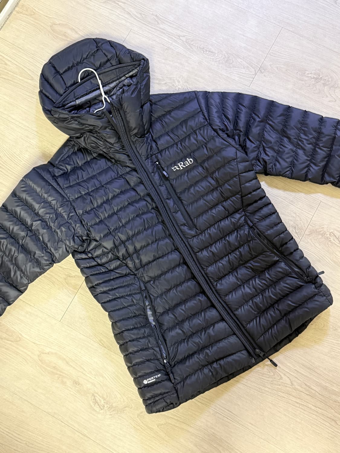 Rab 마이크로라이트 알파인 M 팝니다. 상품이미지2